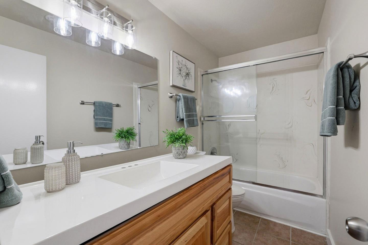 Detail Gallery Image 23 of 44 For 1750 Halford Ave #215,  Santa Clara,  CA 95051 - 1 Beds | 1 Baths