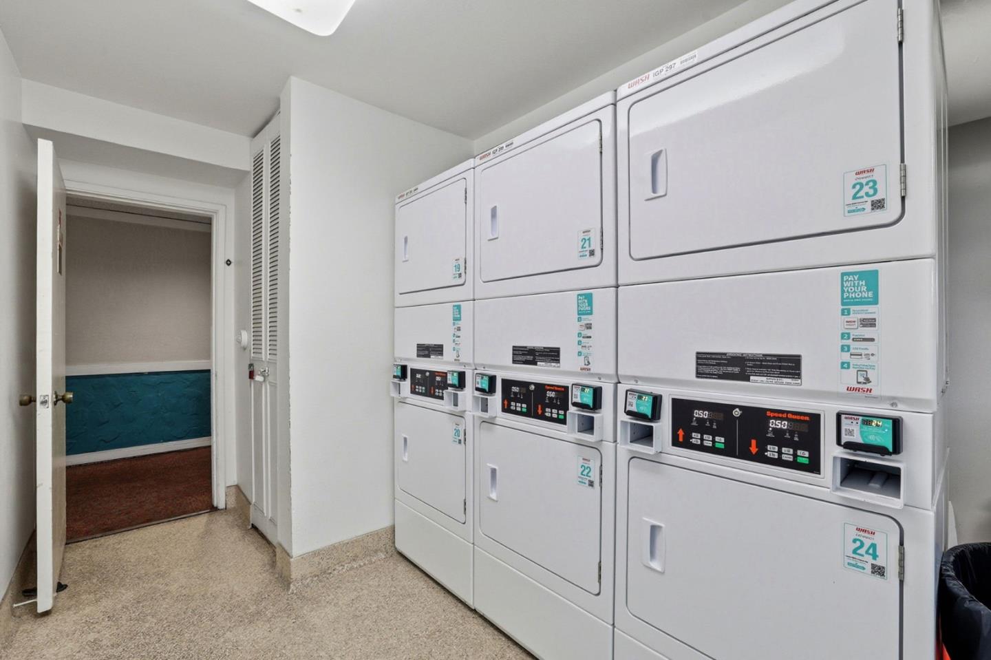 Detail Gallery Image 29 of 44 For 1750 Halford Ave #215,  Santa Clara,  CA 95051 - 1 Beds | 1 Baths