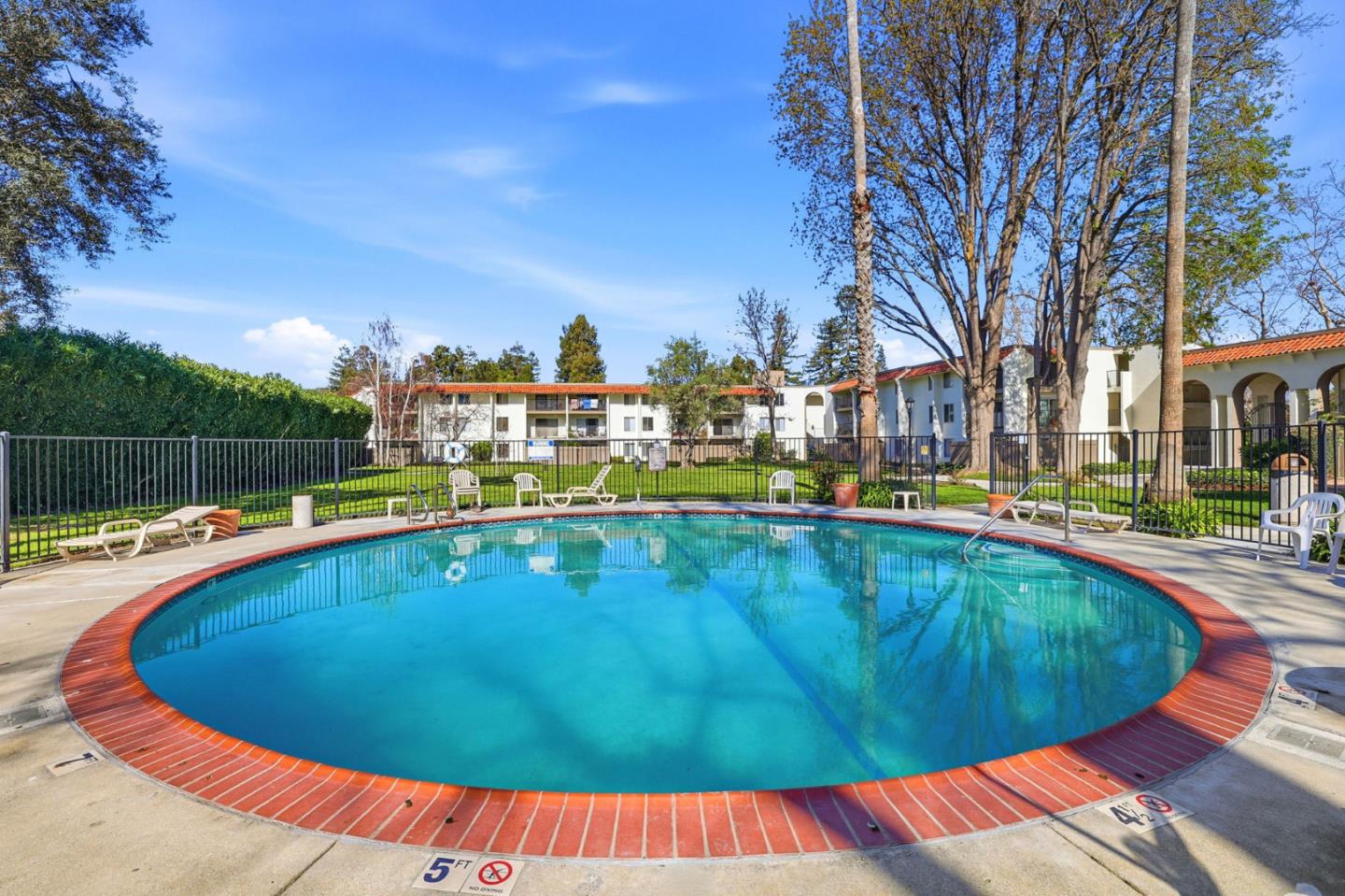 Detail Gallery Image 37 of 44 For 1750 Halford Ave #215,  Santa Clara,  CA 95051 - 1 Beds | 1 Baths