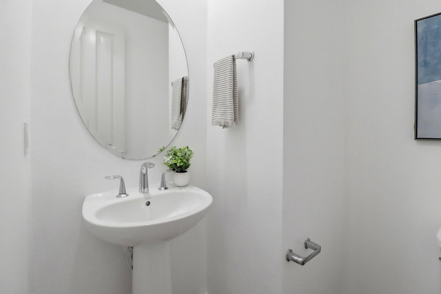 Detail Gallery Image 30 of 38 For 537 San Lorenzo Ter #2,  Sunnyvale,  CA 94085 - 3 Beds | 2/2 Baths