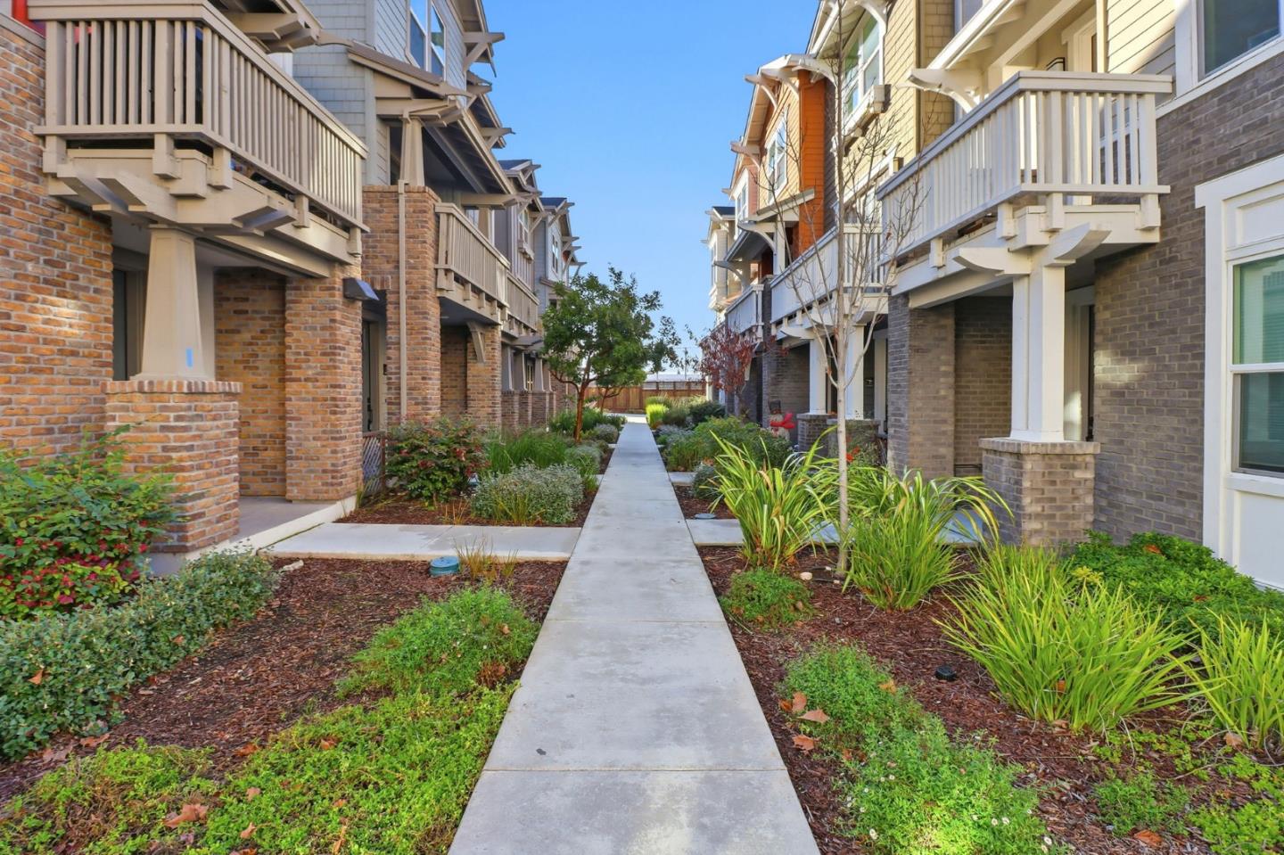 Detail Gallery Image 38 of 38 For 537 San Lorenzo Ter #2,  Sunnyvale,  CA 94085 - 3 Beds | 2/2 Baths