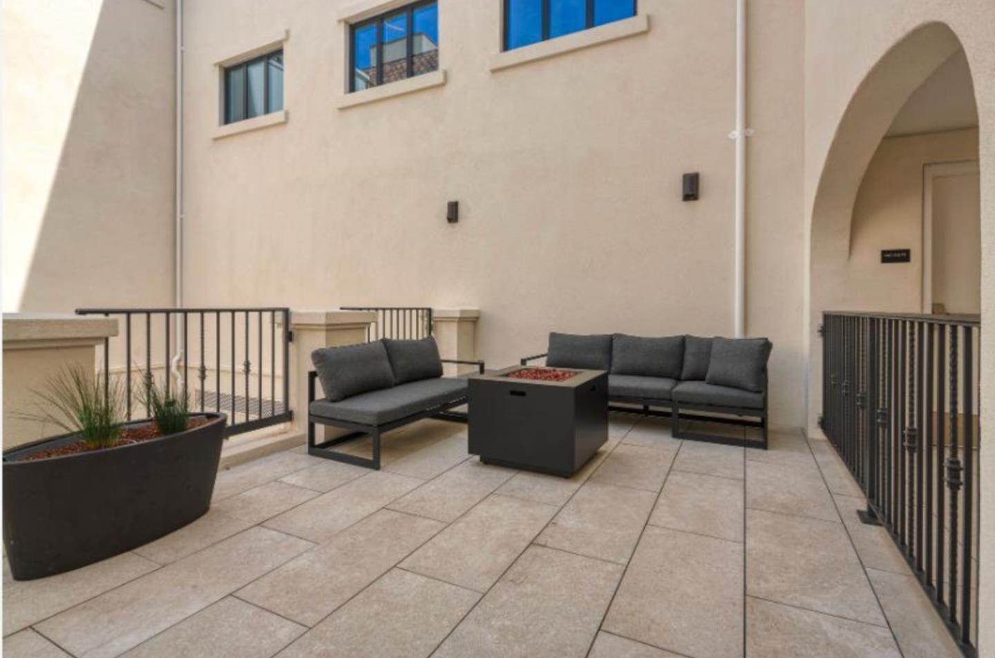 Detail Gallery Image 17 of 20 For 1501 Cherry St #106,  San Carlos,  CA 94070 - 2 Beds | 2 Baths