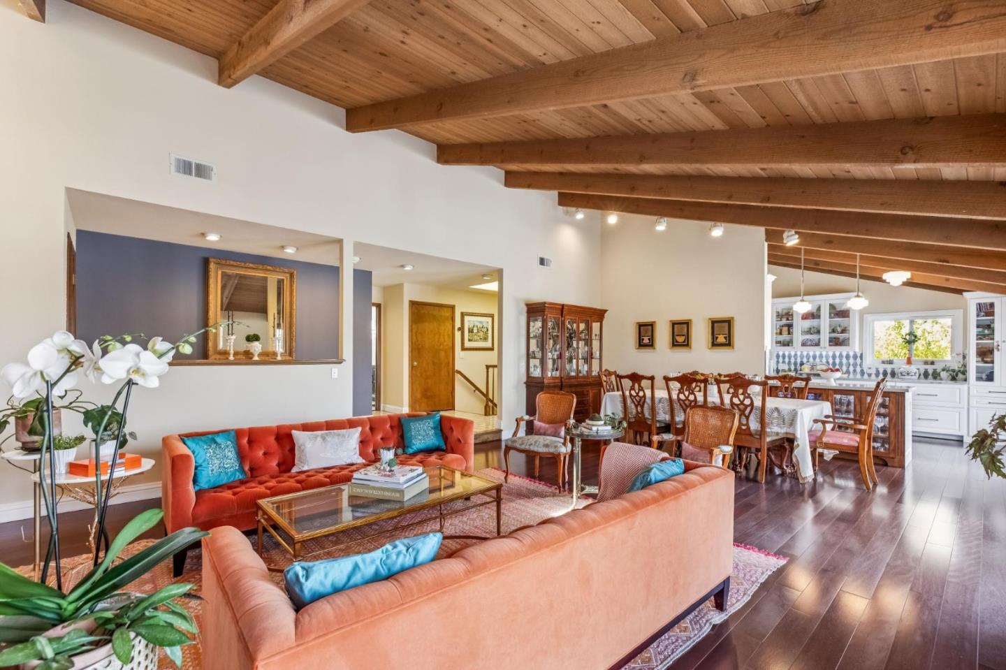 Detail Gallery Image 12 of 53 For 22215 Quinterno Ct, Cupertino,  CA 95014 - 4 Beds | 3 Baths