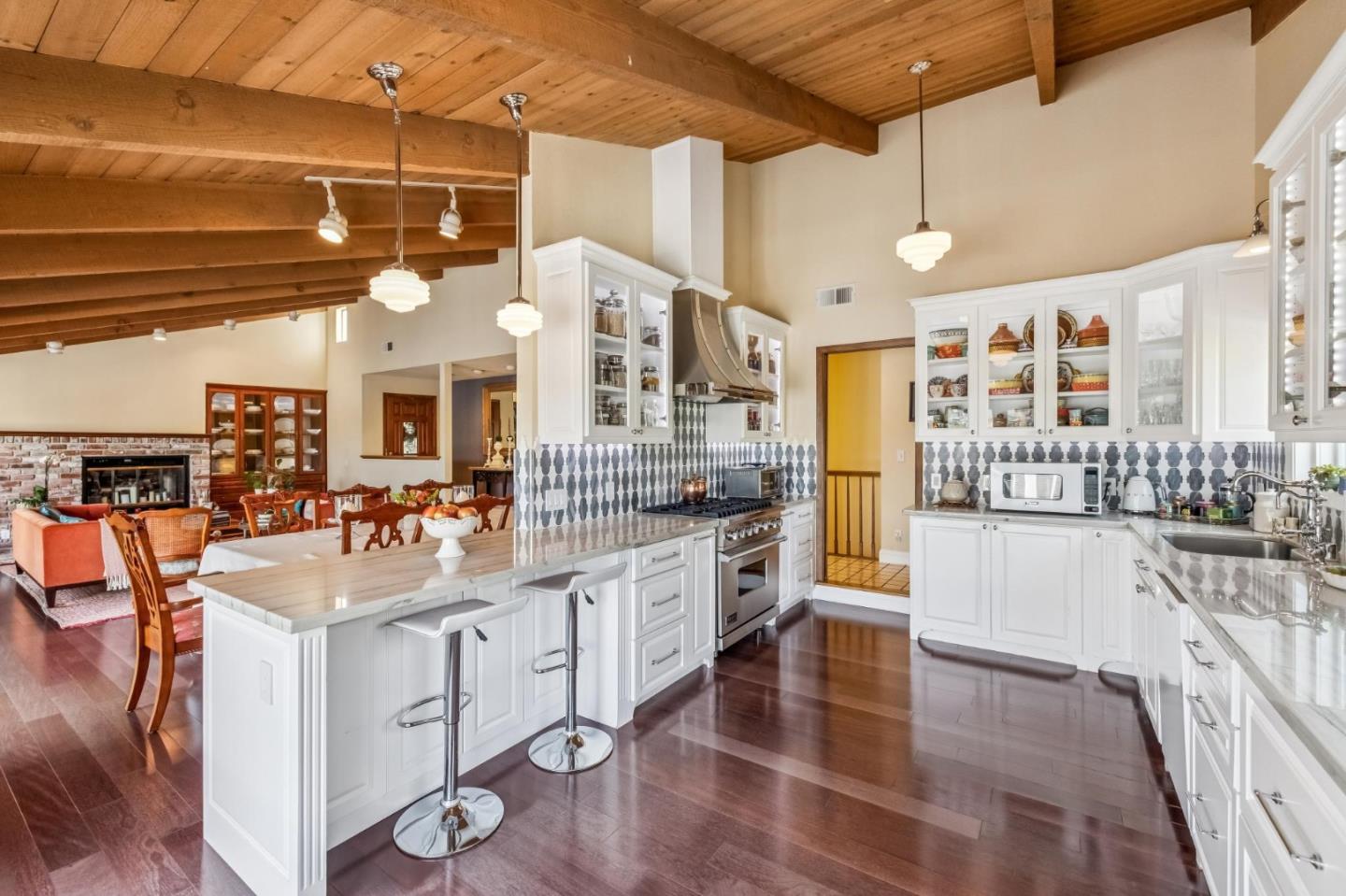 Detail Gallery Image 19 of 53 For 22215 Quinterno Ct, Cupertino,  CA 95014 - 4 Beds | 3 Baths