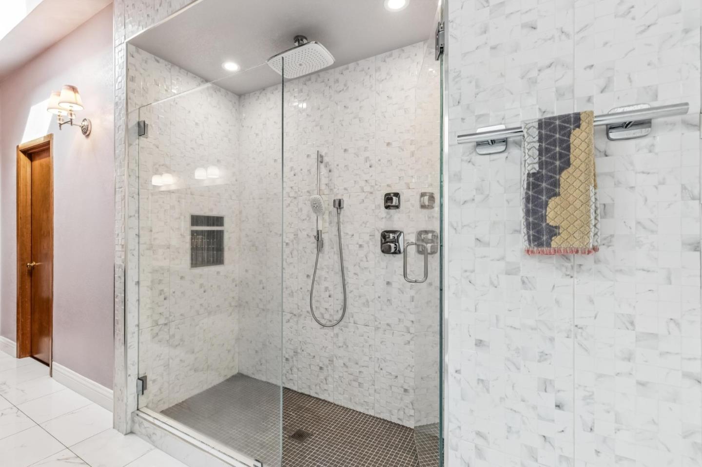 Detail Gallery Image 28 of 53 For 22215 Quinterno Ct, Cupertino,  CA 95014 - 4 Beds | 3 Baths