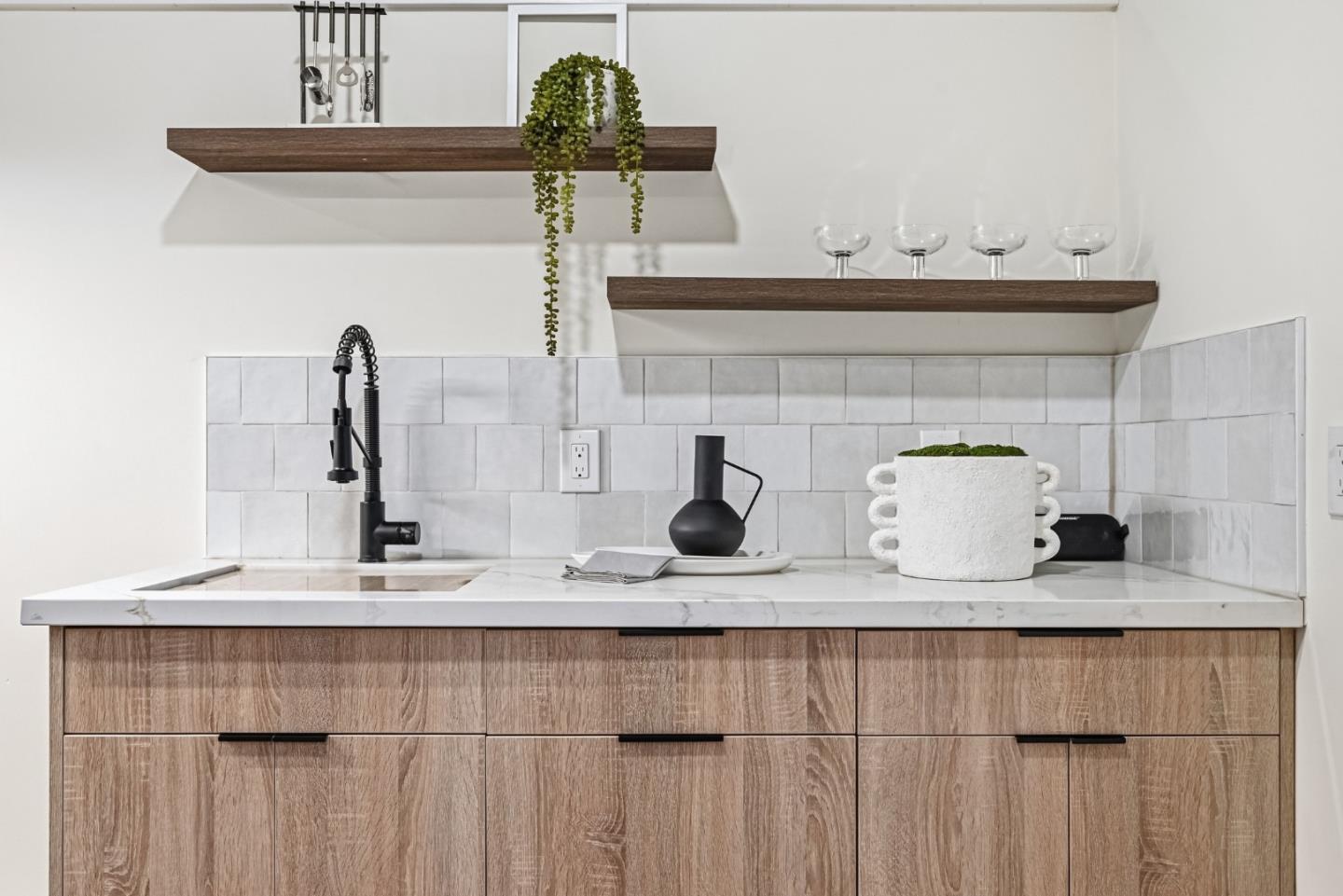 Detail Gallery Image 23 of 69 For 1189 Vanderbilt Ct E, Sunnyvale,  CA 94087 - 5 Beds | 3/1 Baths