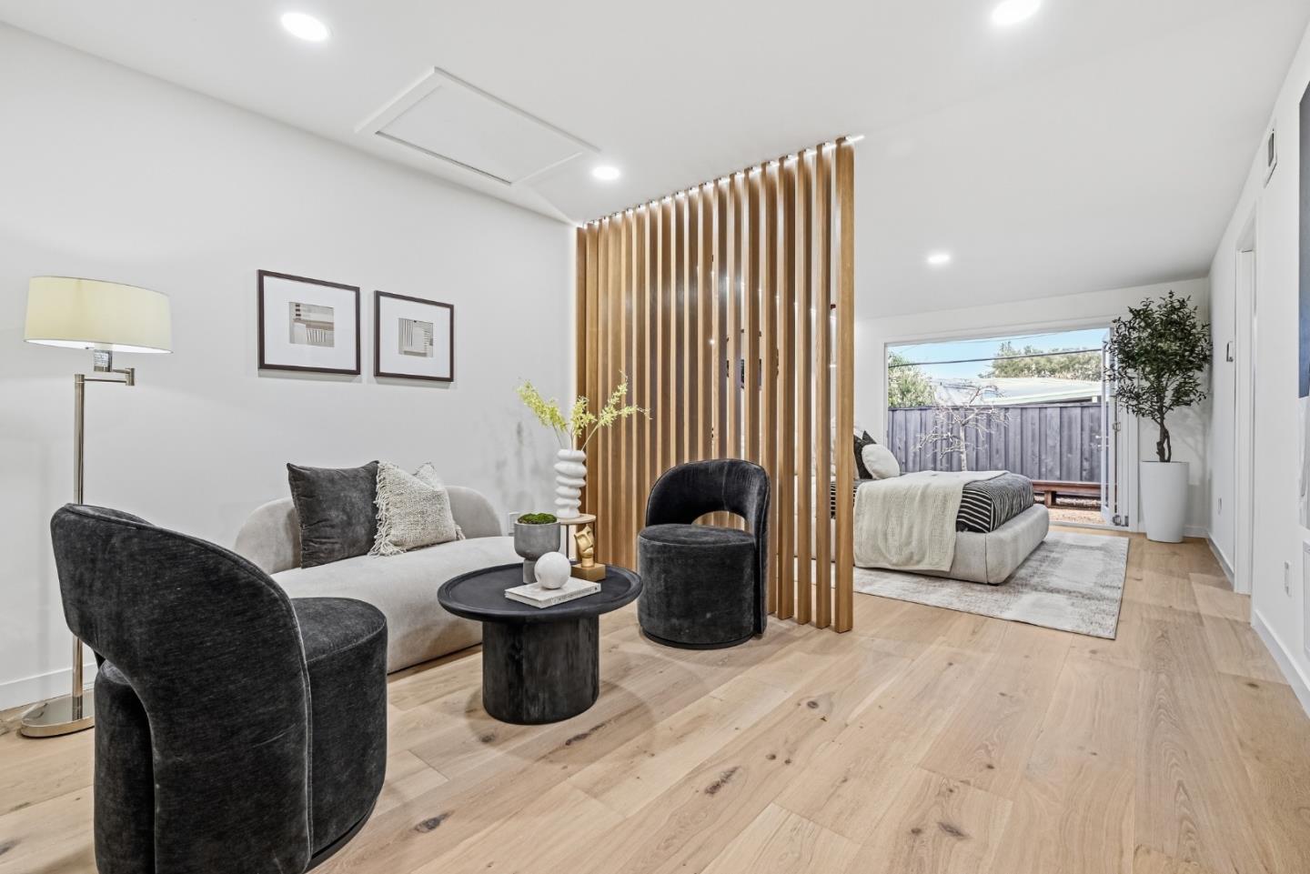 Detail Gallery Image 24 of 69 For 1189 Vanderbilt Ct E, Sunnyvale,  CA 94087 - 5 Beds | 3/1 Baths