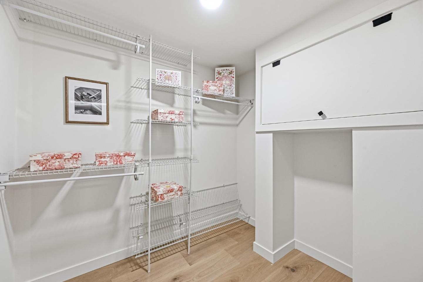 Detail Gallery Image 31 of 69 For 1189 Vanderbilt Ct E, Sunnyvale,  CA 94087 - 5 Beds | 3/1 Baths