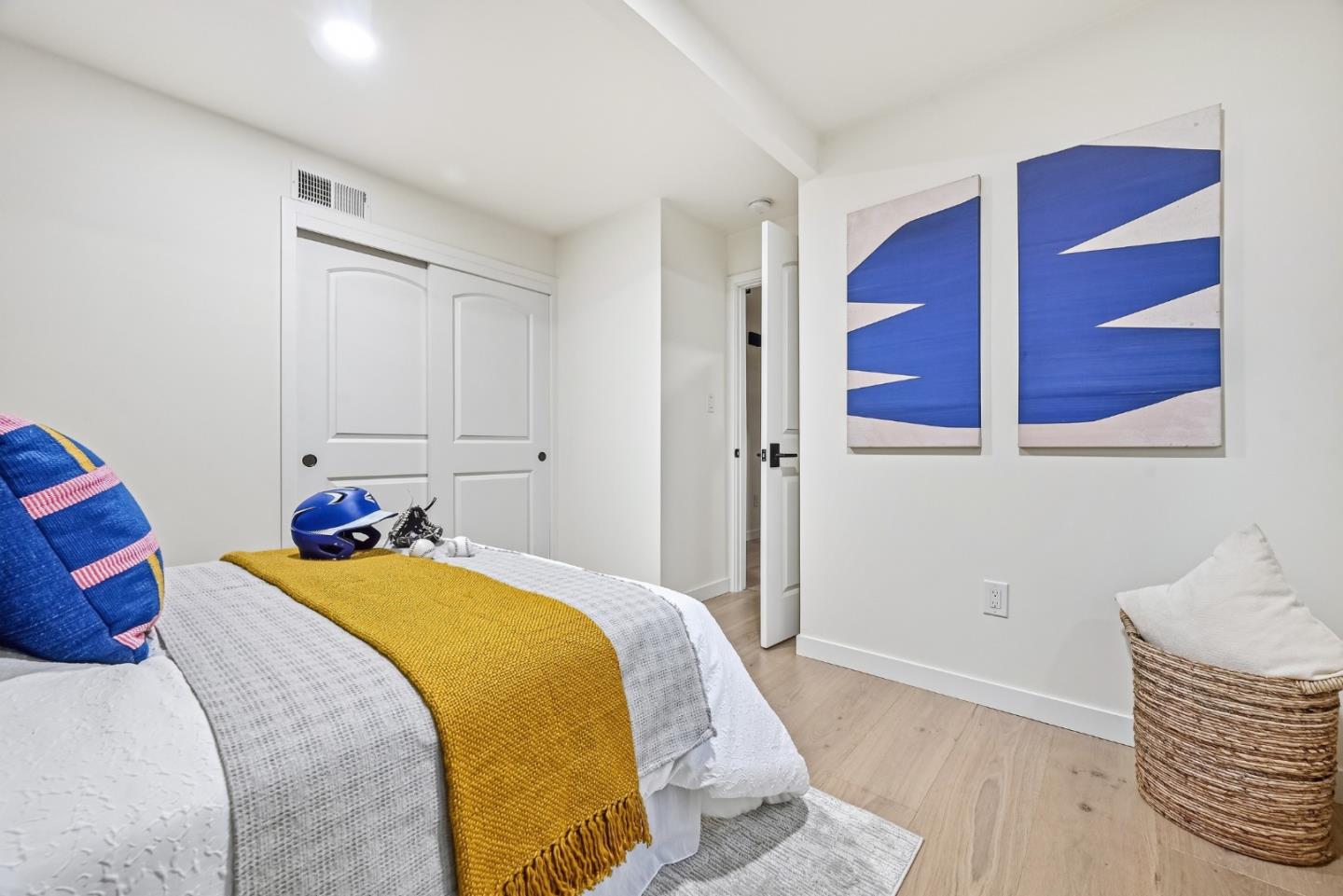 Detail Gallery Image 36 of 69 For 1189 Vanderbilt Ct E, Sunnyvale,  CA 94087 - 5 Beds | 3/1 Baths