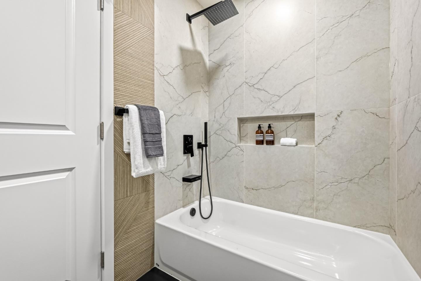 Detail Gallery Image 43 of 69 For 1189 Vanderbilt Ct E, Sunnyvale,  CA 94087 - 5 Beds | 3/1 Baths