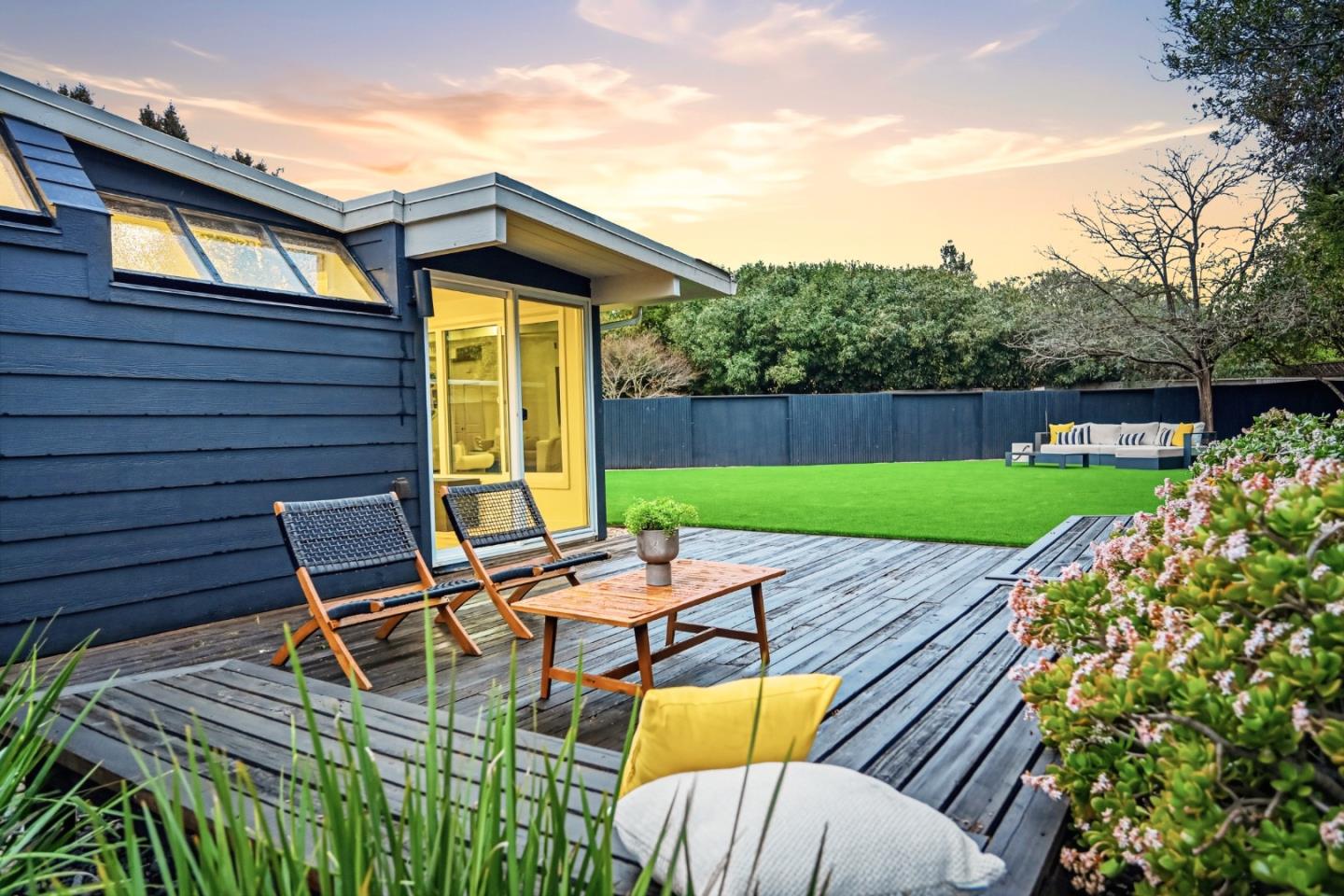 Detail Gallery Image 52 of 69 For 1189 Vanderbilt Ct E, Sunnyvale,  CA 94087 - 5 Beds | 3/1 Baths