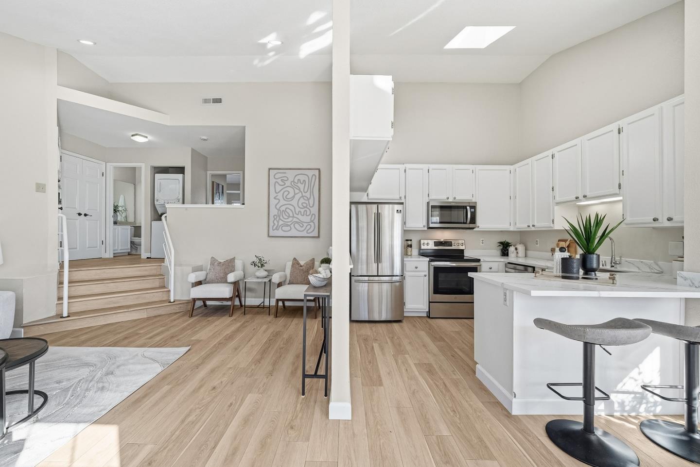 Detail Gallery Image 25 of 40 For 649 La Maison Dr, San Jose,  CA 95128 - 2 Beds | 2 Baths