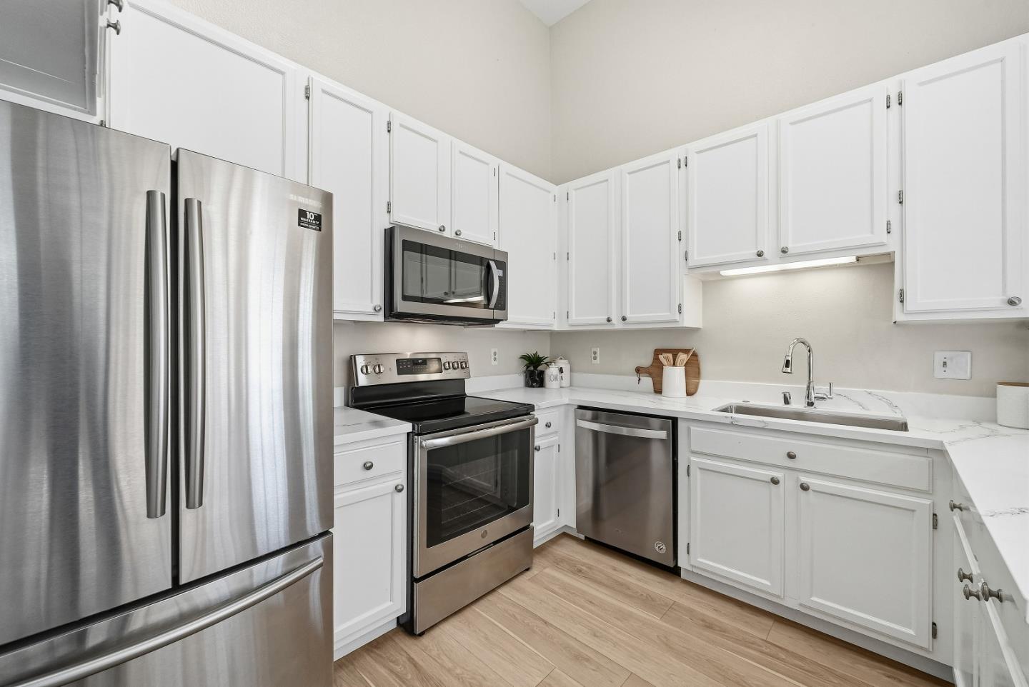 Detail Gallery Image 26 of 40 For 649 La Maison Dr, San Jose,  CA 95128 - 2 Beds | 2 Baths