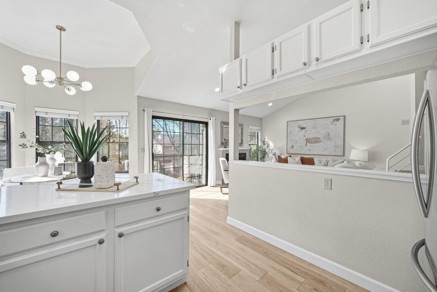 Detail Gallery Image 28 of 40 For 649 La Maison Dr, San Jose,  CA 95128 - 2 Beds | 2 Baths