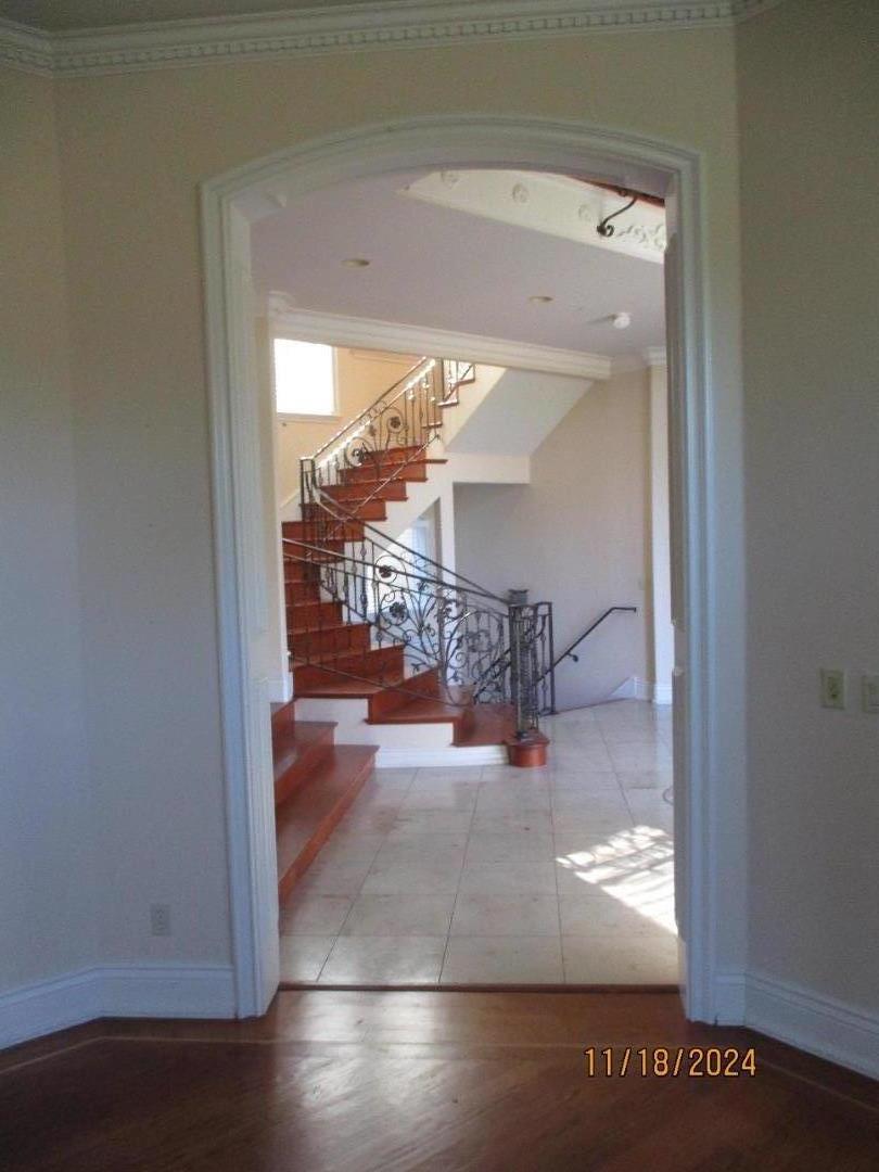 Detail Gallery Image 14 of 29 For 15520 Quito Rd, Monte Sereno,  CA 95030 - 5 Beds | 6/1 Baths