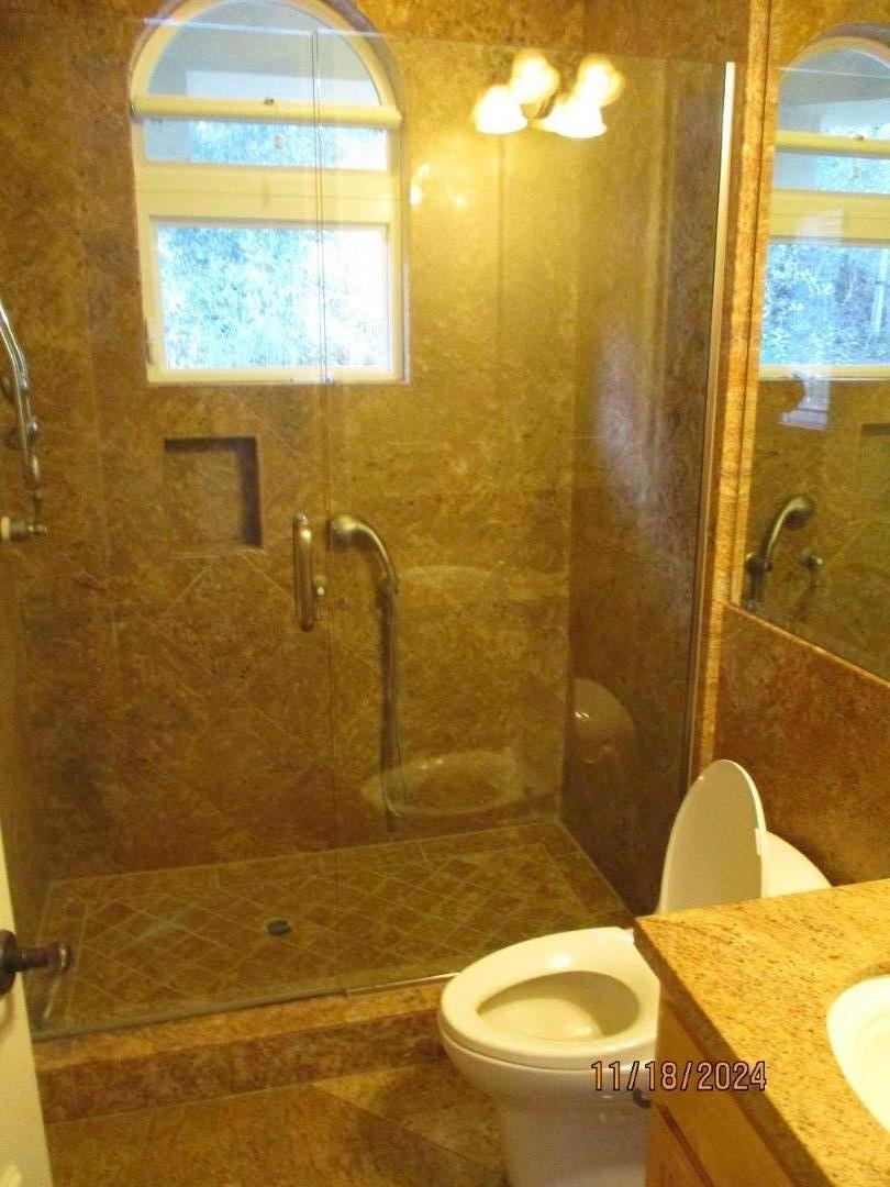 Detail Gallery Image 21 of 29 For 15520 Quito Rd, Monte Sereno,  CA 95030 - 5 Beds | 6/1 Baths