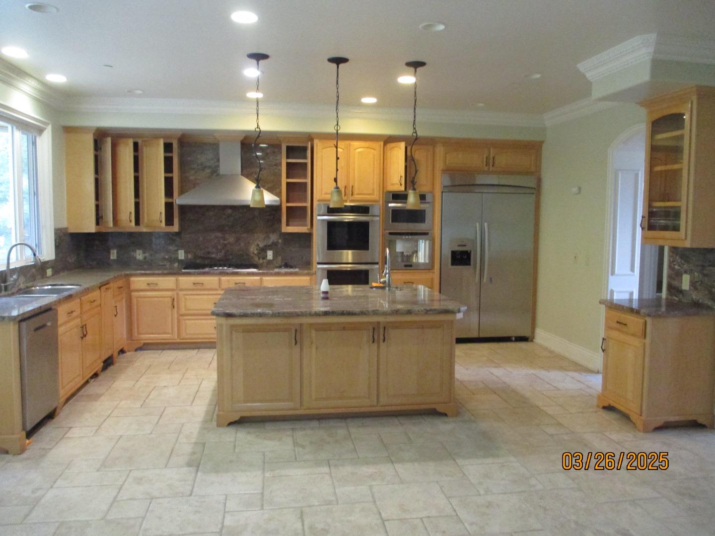 Detail Gallery Image 23 of 29 For 15520 Quito Rd, Monte Sereno,  CA 95030 - 5 Beds | 6/1 Baths