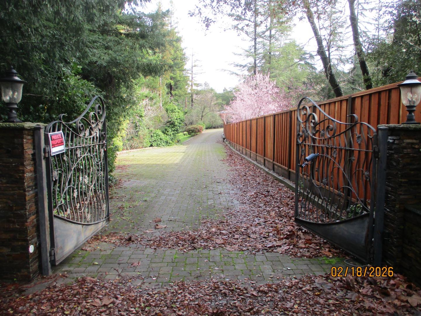 15520 Quito Road, Monte Sereno, CA, 95030