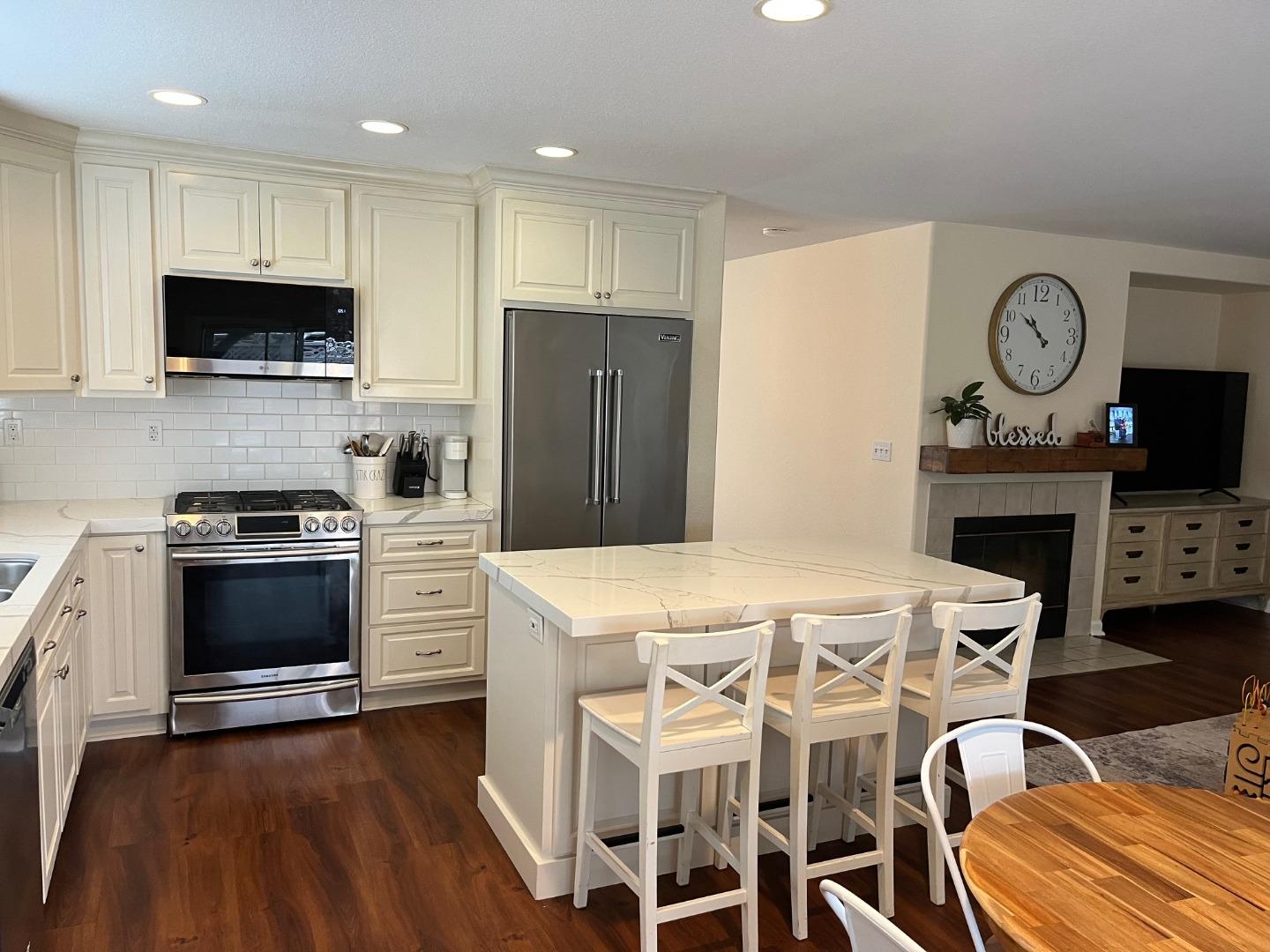 Detail Gallery Image 15 of 26 For 1437 Briarberry Ln, Gilroy,  CA 95020 - 4 Beds | 2 Baths