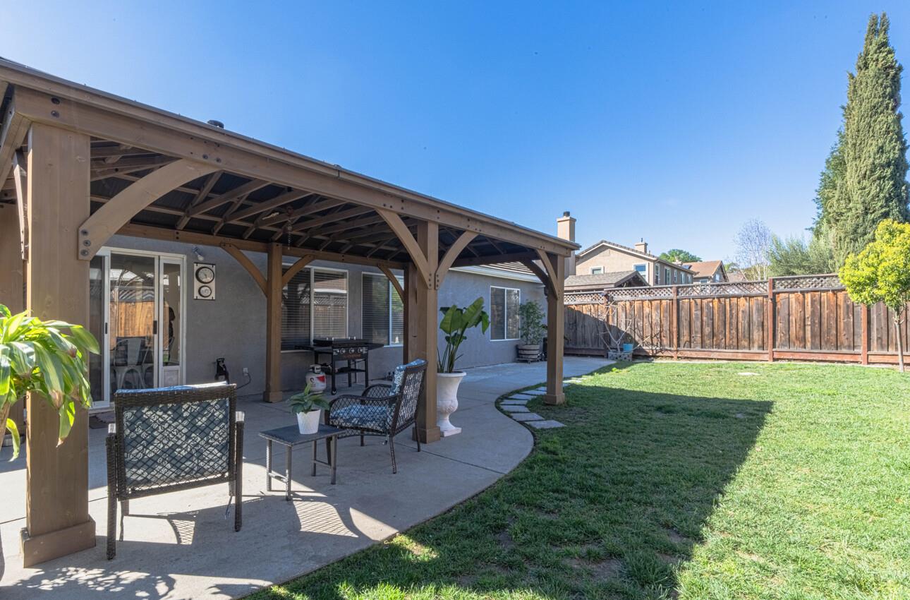 Detail Gallery Image 32 of 34 For 1437 Briarberry Ln, Gilroy,  CA 95020 - 4 Beds | 2 Baths