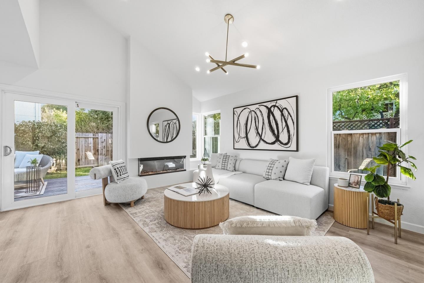 Detail Gallery Image 4 of 46 For 1683 Marco Way, San Jose,  CA 95131 - 3 Beds | 3 Baths