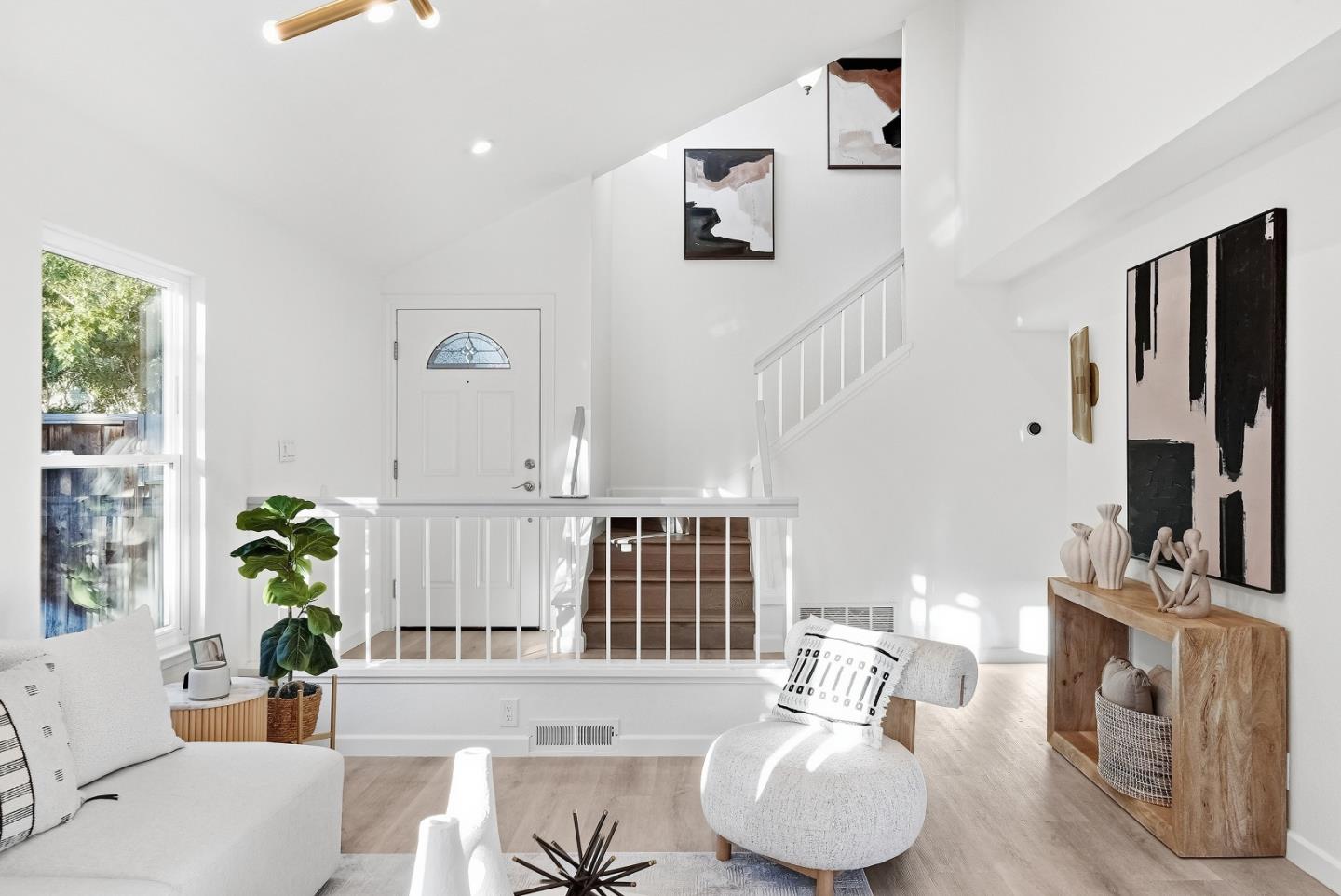 Detail Gallery Image 7 of 46 For 1683 Marco Way, San Jose,  CA 95131 - 3 Beds | 3 Baths