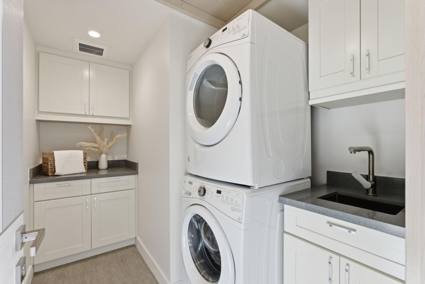 Detail Gallery Image 26 of 42 For 1705 Lawrence Rd, Santa Clara,  CA 95051 - 4 Beds | 3/1 Baths