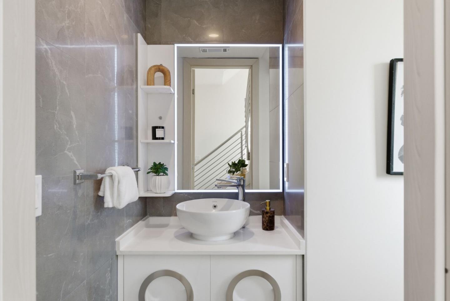 Detail Gallery Image 5 of 42 For 1705 Lawrence Rd, Santa Clara,  CA 95051 - 4 Beds | 3/1 Baths