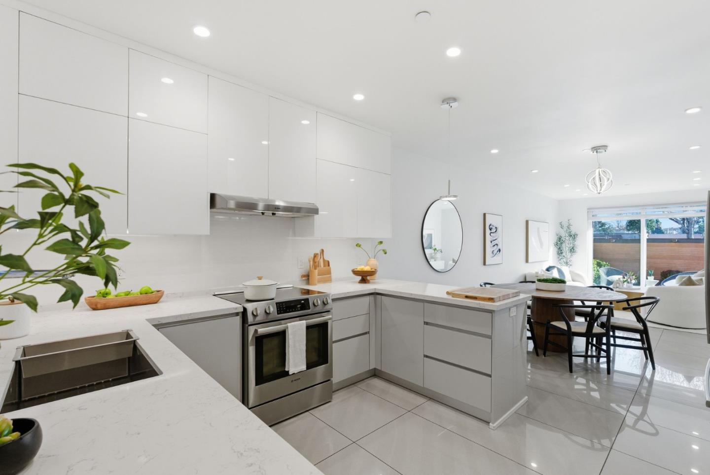 Detail Gallery Image 9 of 42 For 1705 Lawrence Rd, Santa Clara,  CA 95051 - 4 Beds | 3/1 Baths