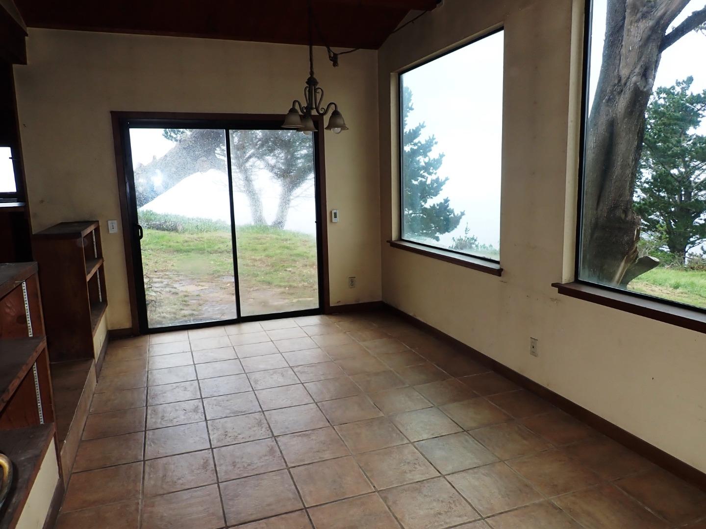 Detail Gallery Image 9 of 27 For 36260 Highway 1, Monterey,  CA 93940 - 1 Beds | 1 Baths