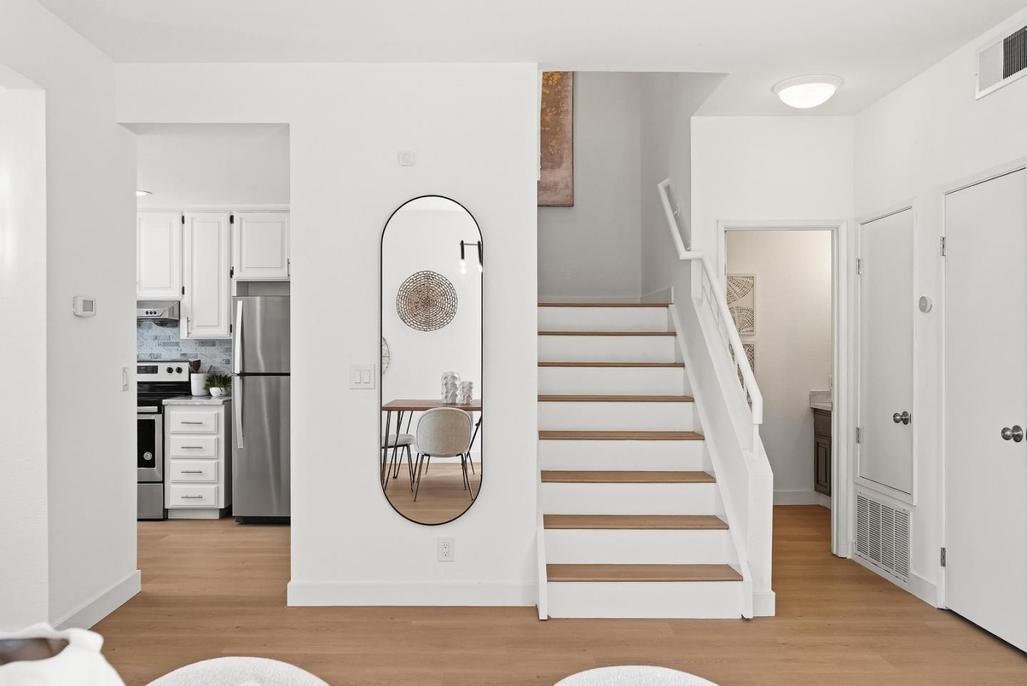 Detail Gallery Image 20 of 51 For 1153 Rosebriar Way, San Jose,  CA 95131 - 4 Beds | 2/1 Baths