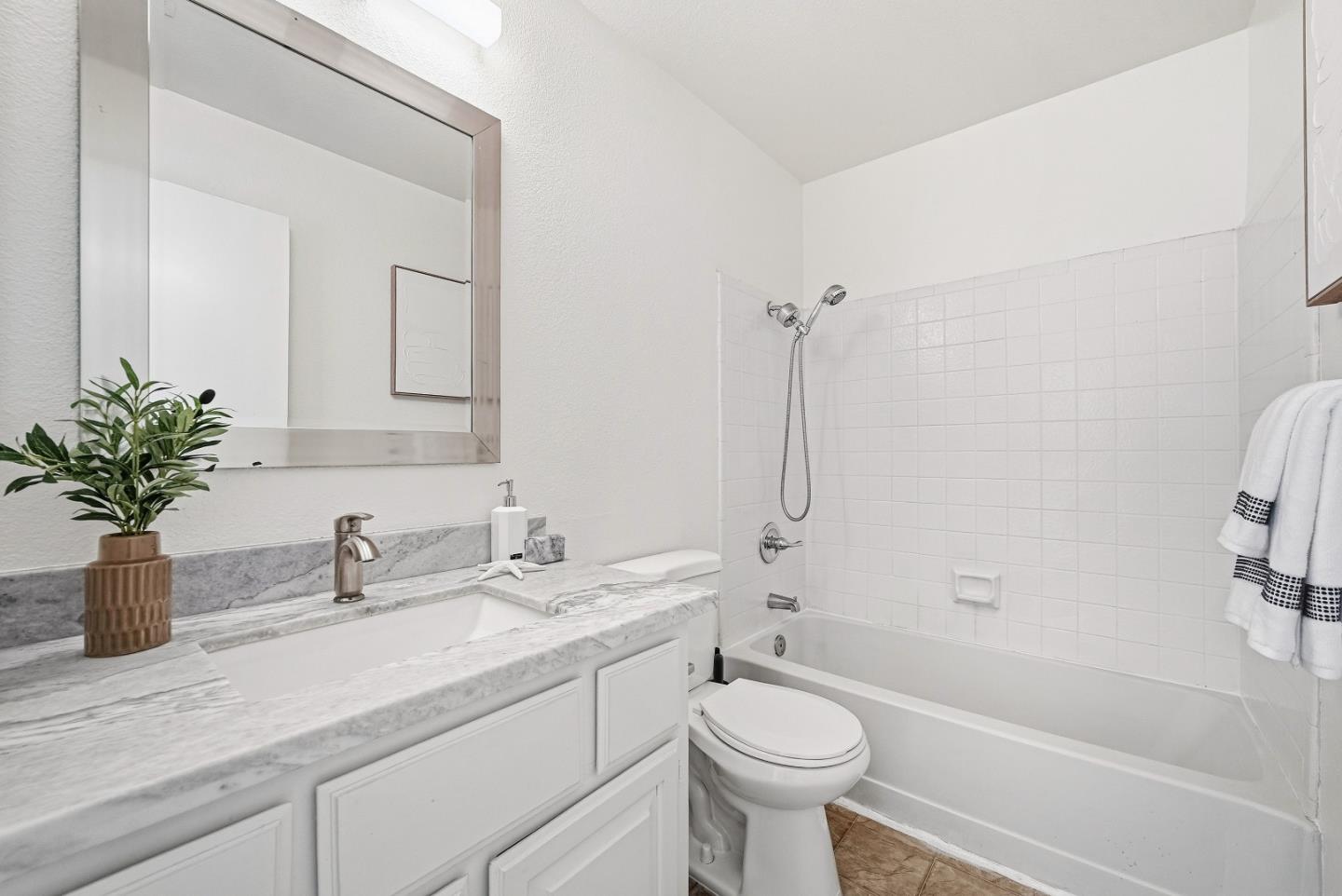 1153 Rosebriar Way, San Jose, CA, 95131