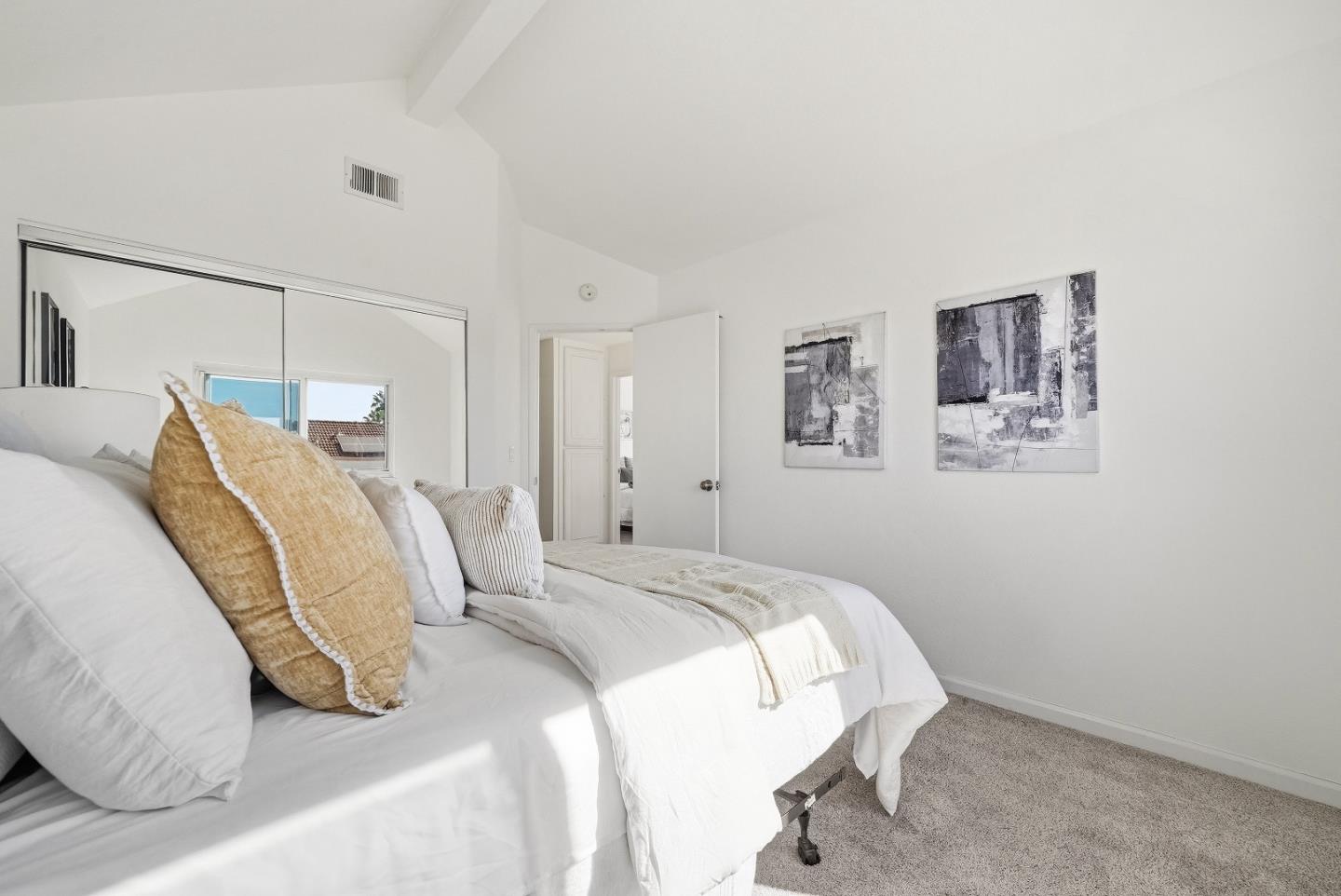 Detail Gallery Image 26 of 51 For 1153 Rosebriar Way, San Jose,  CA 95131 - 4 Beds | 2/1 Baths