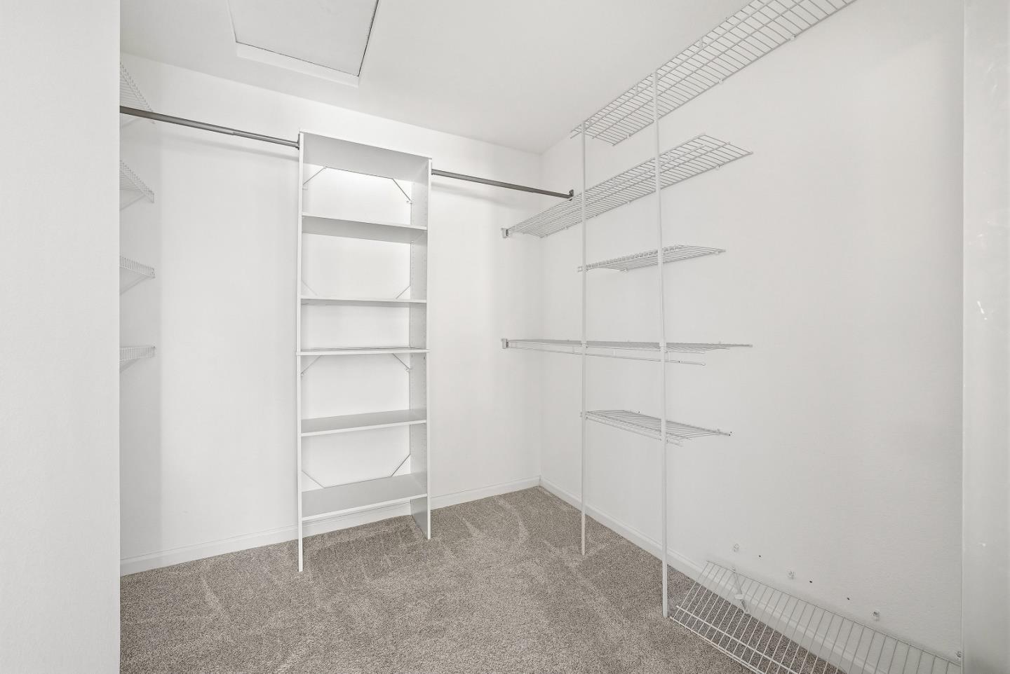 Detail Gallery Image 33 of 51 For 1153 Rosebriar Way, San Jose,  CA 95131 - 4 Beds | 2/1 Baths