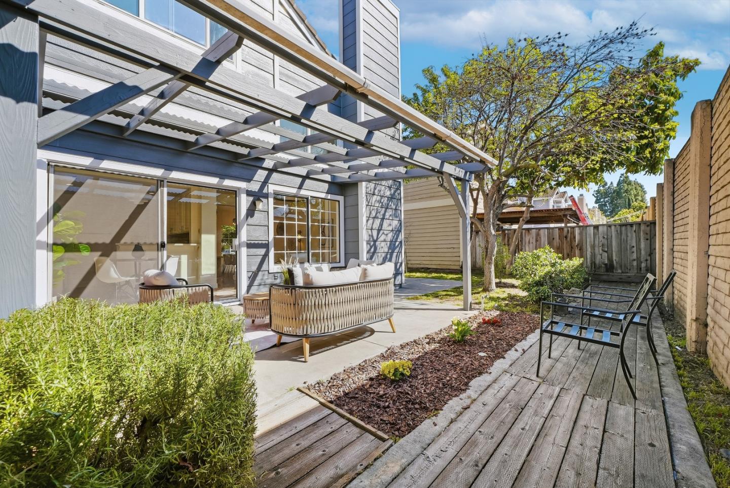 Detail Gallery Image 35 of 51 For 1153 Rosebriar Way, San Jose,  CA 95131 - 4 Beds | 2/1 Baths