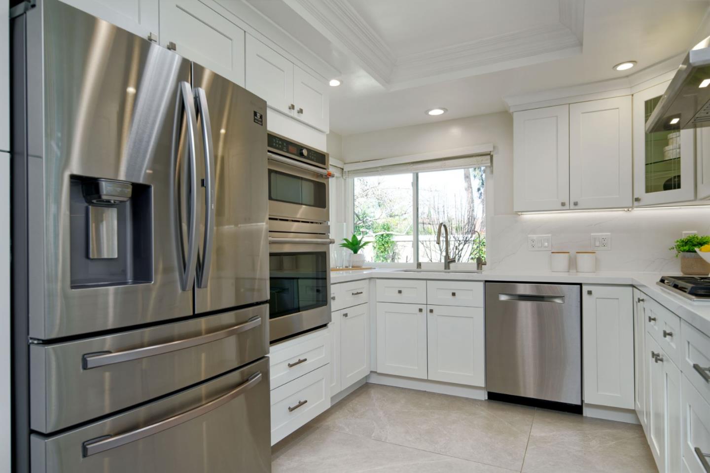 Detail Gallery Image 15 of 38 For 1139 Holly Oak Cir, San Jose,  CA 95120 - 3 Beds | 2 Baths