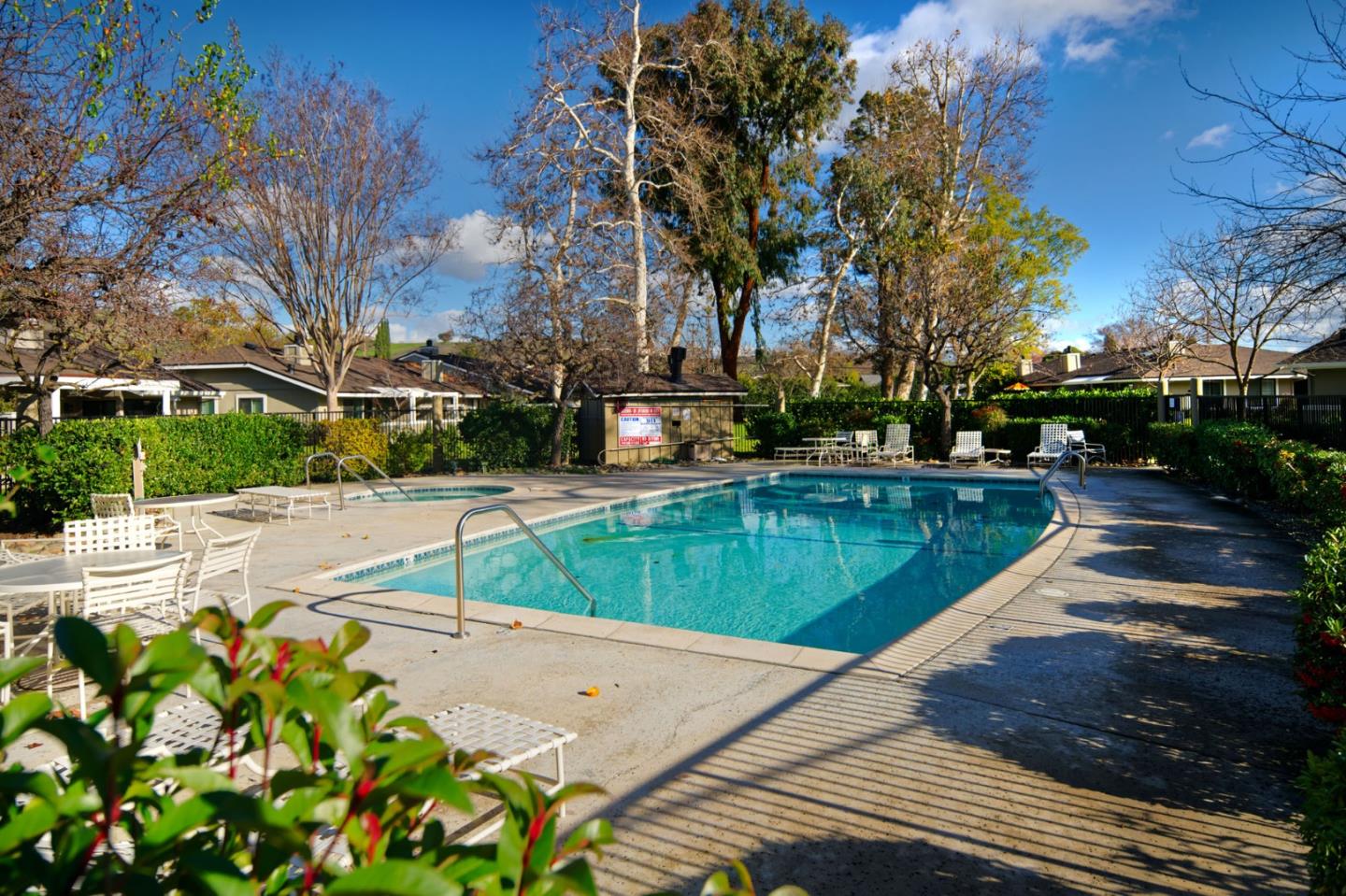 Detail Gallery Image 38 of 38 For 1139 Holly Oak Cir, San Jose,  CA 95120 - 3 Beds | 2 Baths