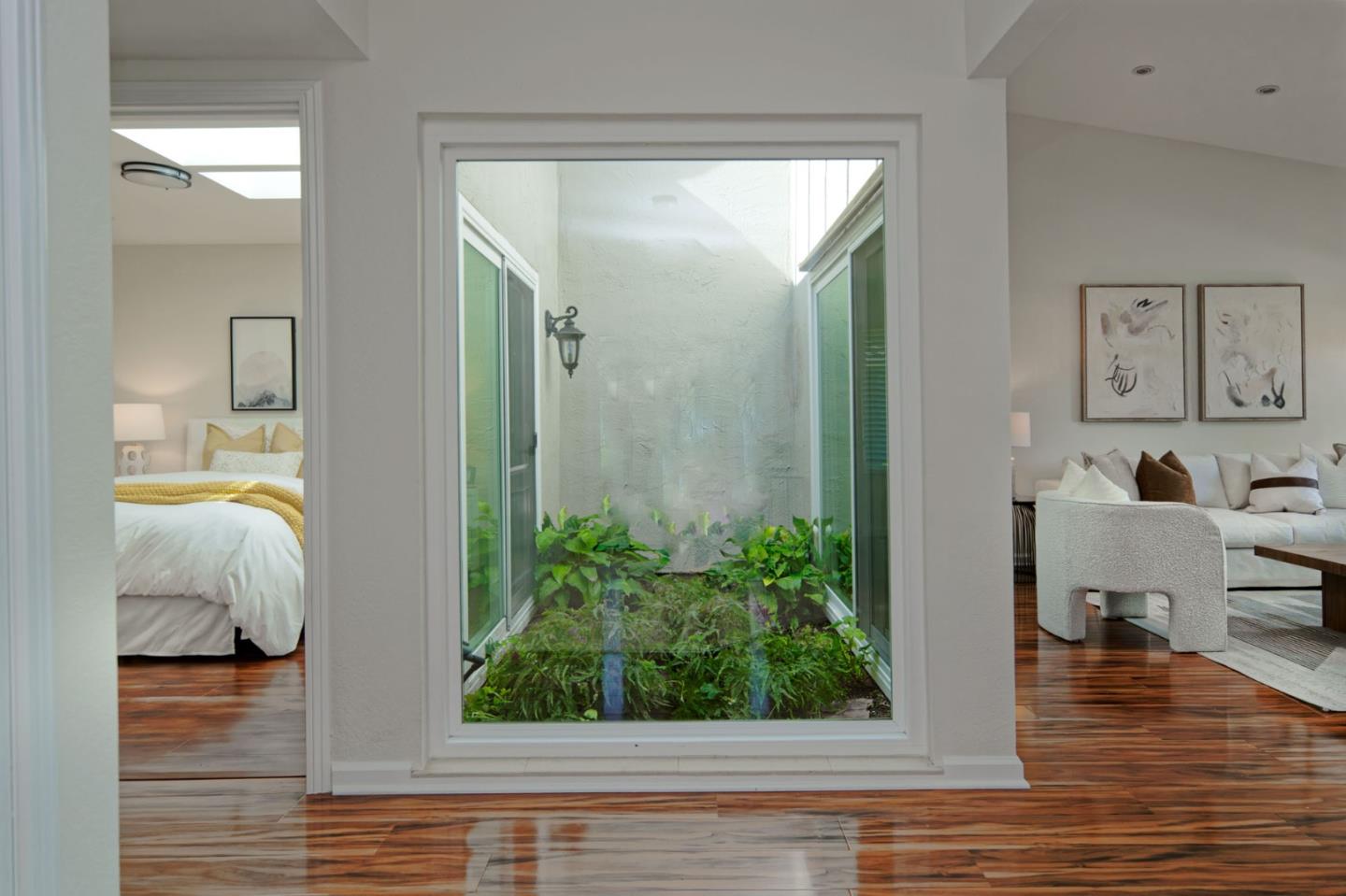 Detail Gallery Image 6 of 38 For 1139 Holly Oak Cir, San Jose,  CA 95120 - 3 Beds | 2 Baths