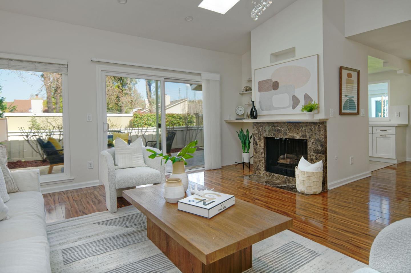 Detail Gallery Image 8 of 38 For 1139 Holly Oak Cir, San Jose,  CA 95120 - 3 Beds | 2 Baths