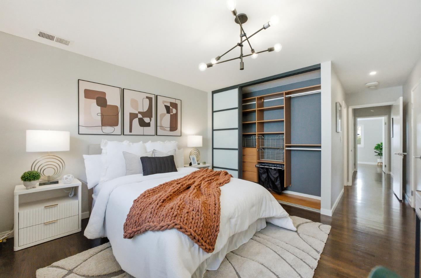 Detail Gallery Image 12 of 35 For 1575 Willowmont Ave, San Jose,  CA 95118 - 4 Beds | 2/1 Baths