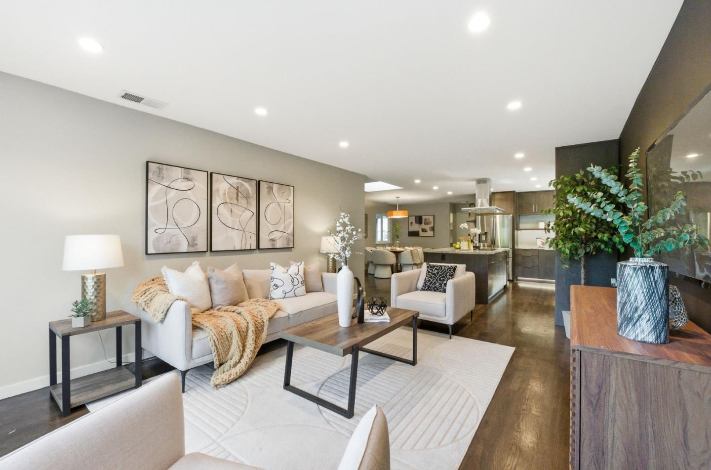 Detail Gallery Image 8 of 35 For 1575 Willowmont Ave, San Jose,  CA 95118 - 4 Beds | 2/1 Baths