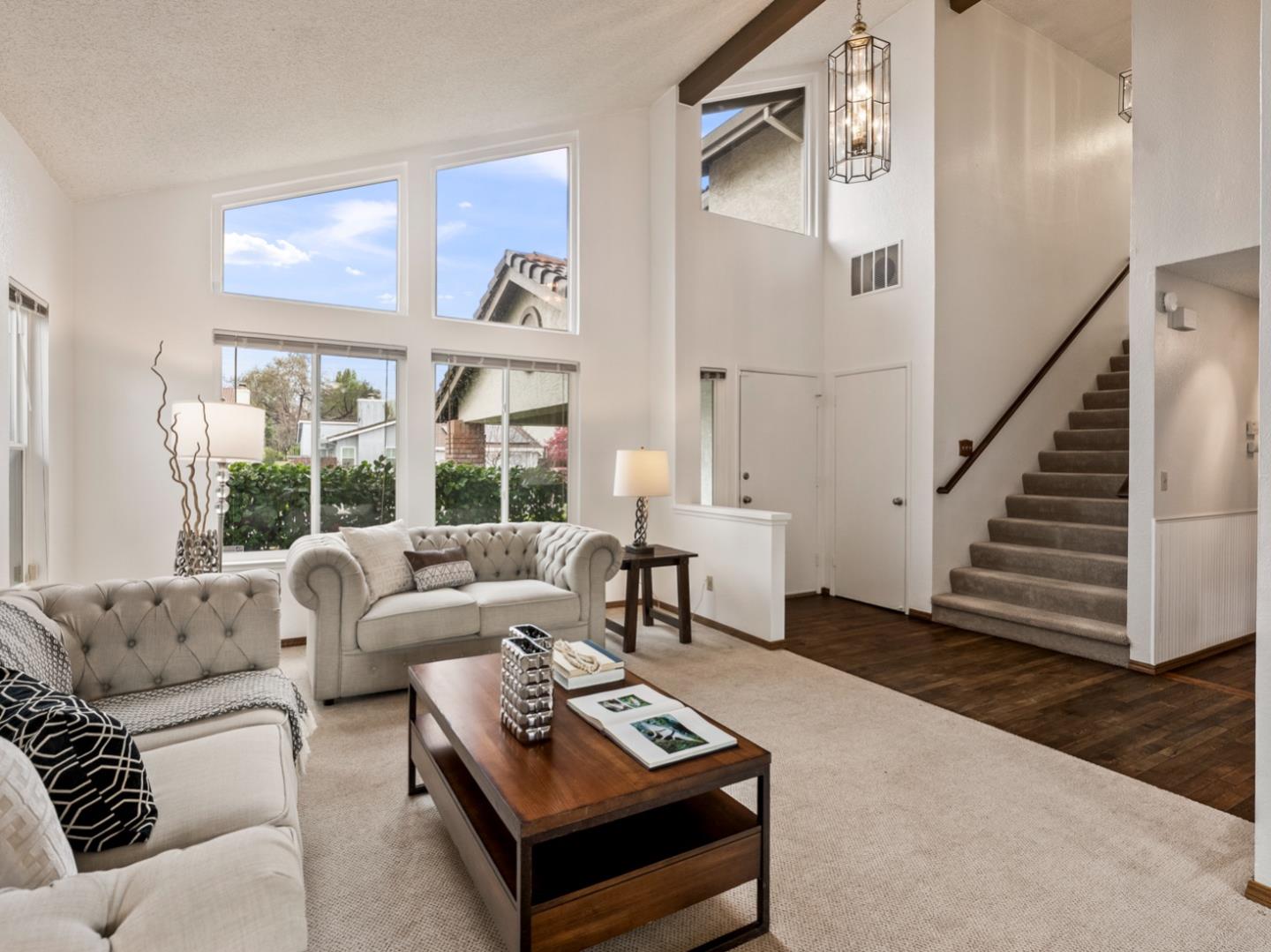 Detail Gallery Image 12 of 53 For 6979 Sessions Dr, San Jose,  CA 95119 - 3 Beds | 2 Baths