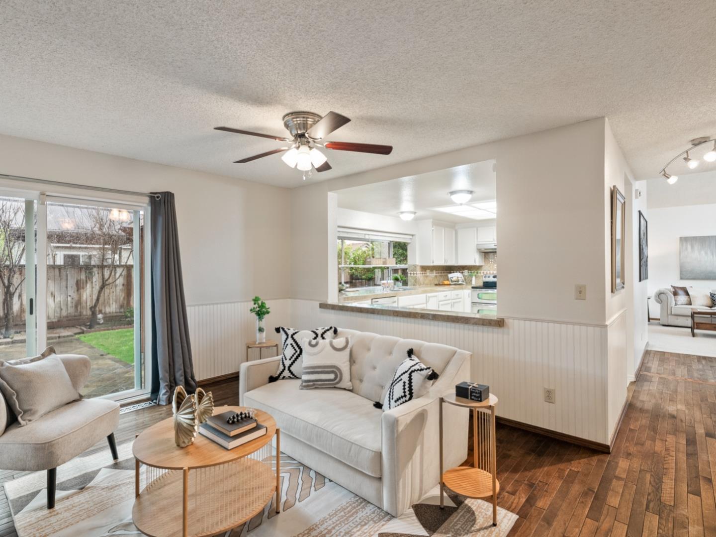 Detail Gallery Image 15 of 53 For 6979 Sessions Dr, San Jose,  CA 95119 - 3 Beds | 2 Baths