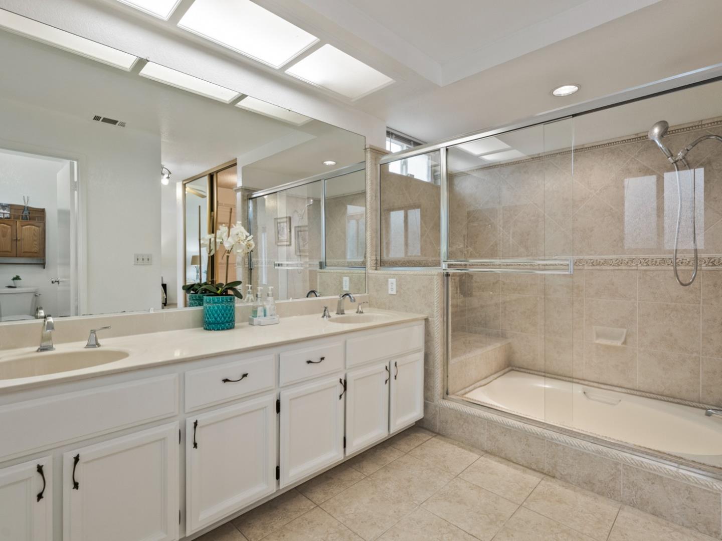 Detail Gallery Image 31 of 53 For 6979 Sessions Dr, San Jose,  CA 95119 - 3 Beds | 2 Baths