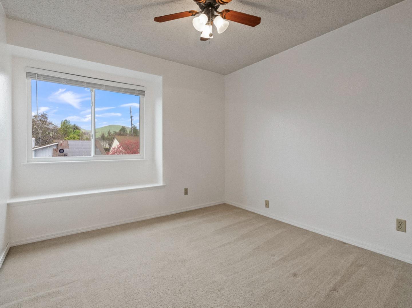 Detail Gallery Image 36 of 53 For 6979 Sessions Dr, San Jose,  CA 95119 - 3 Beds | 2 Baths