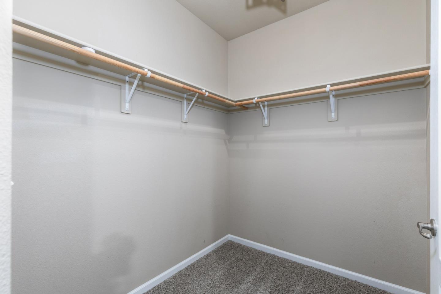 Detail Gallery Image 35 of 56 For 2037 E Christensen Dr, Fresno,  CA 93730 - 2 Beds | 2 Baths