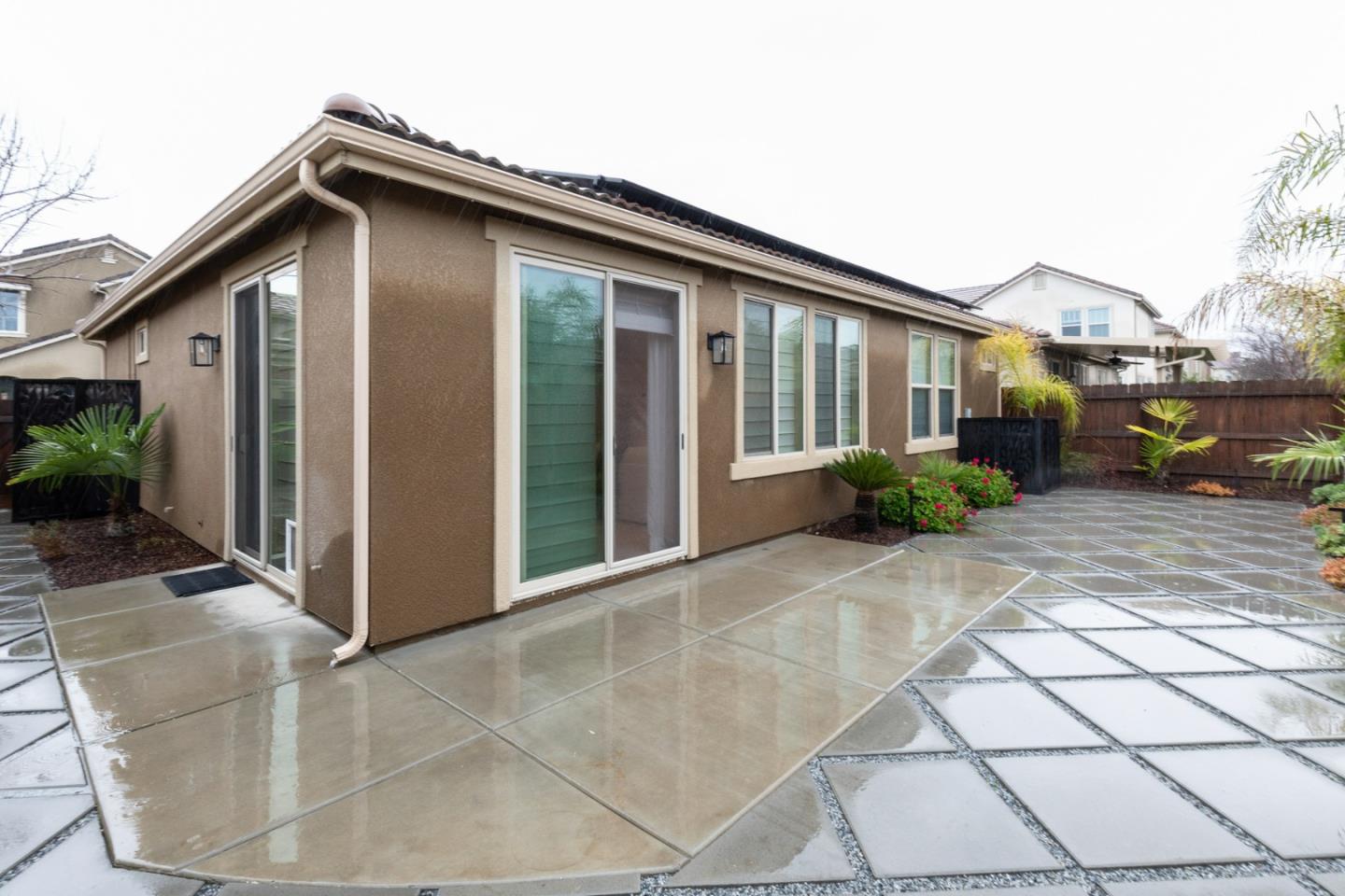 Detail Gallery Image 41 of 56 For 2037 E Christensen Dr, Fresno,  CA 93730 - 2 Beds | 2 Baths