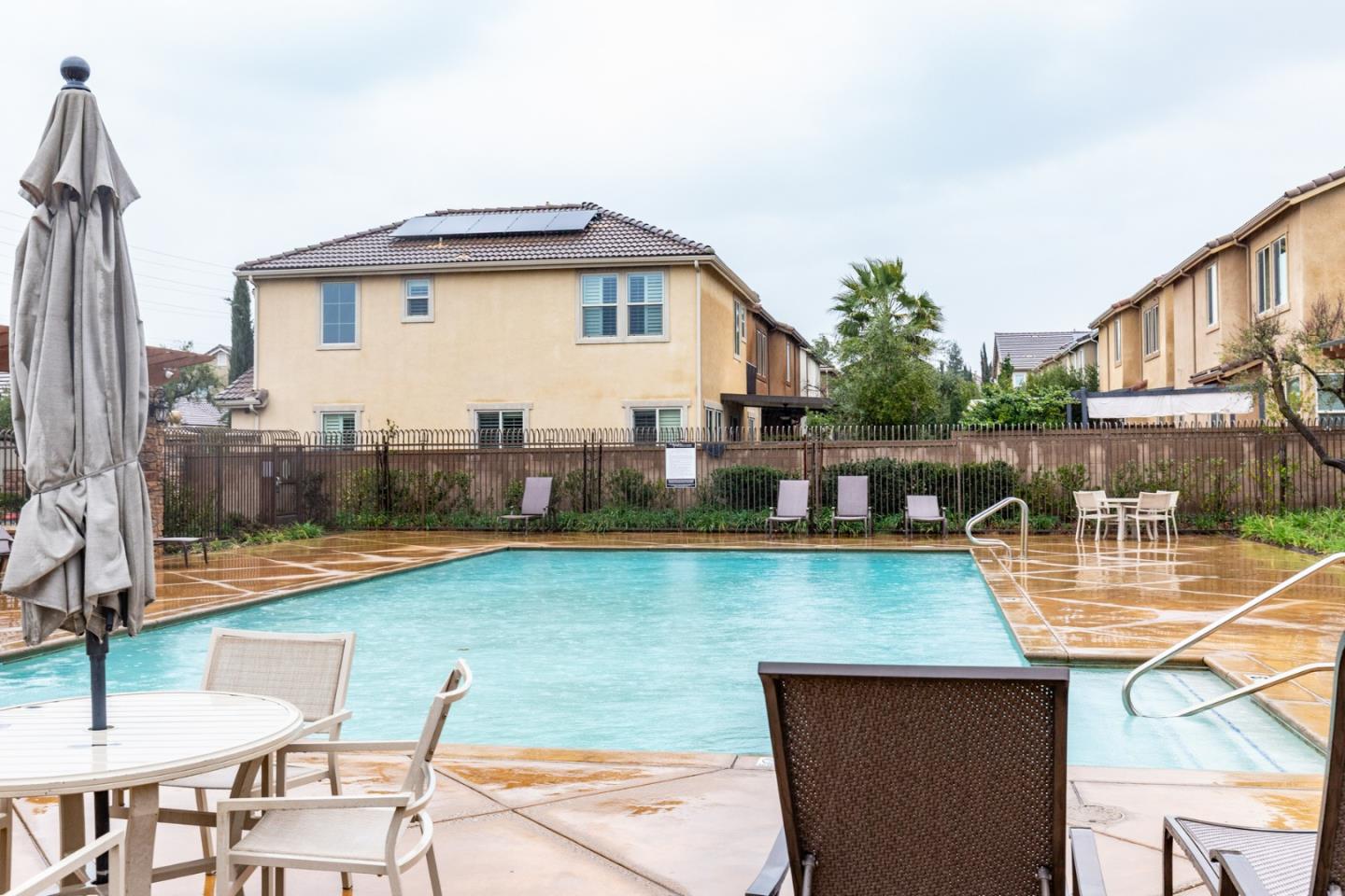 Detail Gallery Image 55 of 56 For 2037 E Christensen Dr, Fresno,  CA 93730 - 2 Beds | 2 Baths