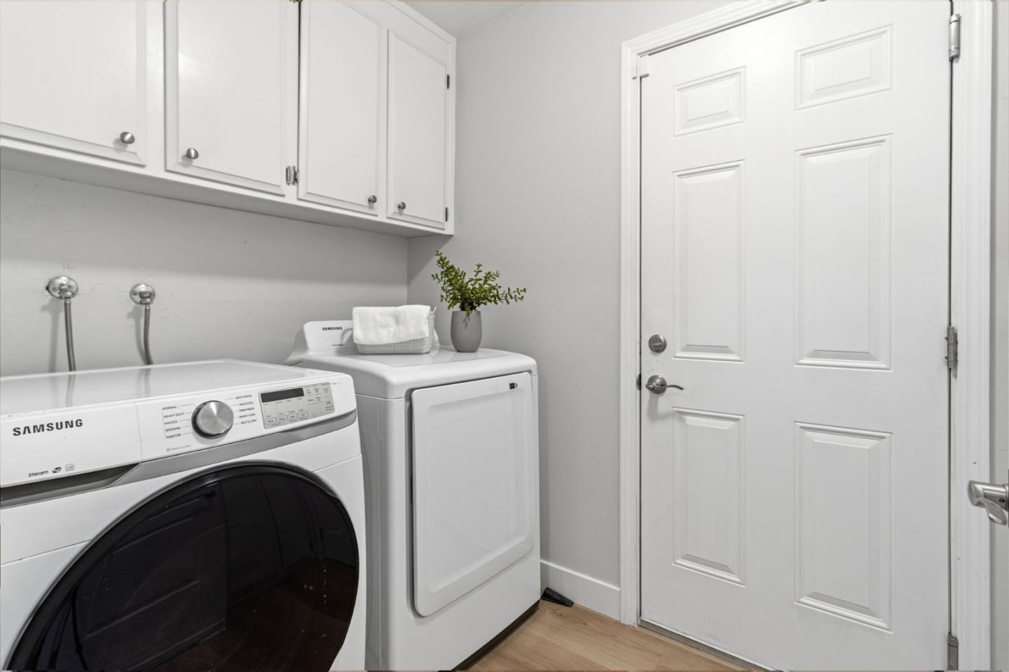 Detail Gallery Image 40 of 49 For 450 Stratford Park Ct, San Jose,  CA 95136 - 4 Beds | 2 Baths