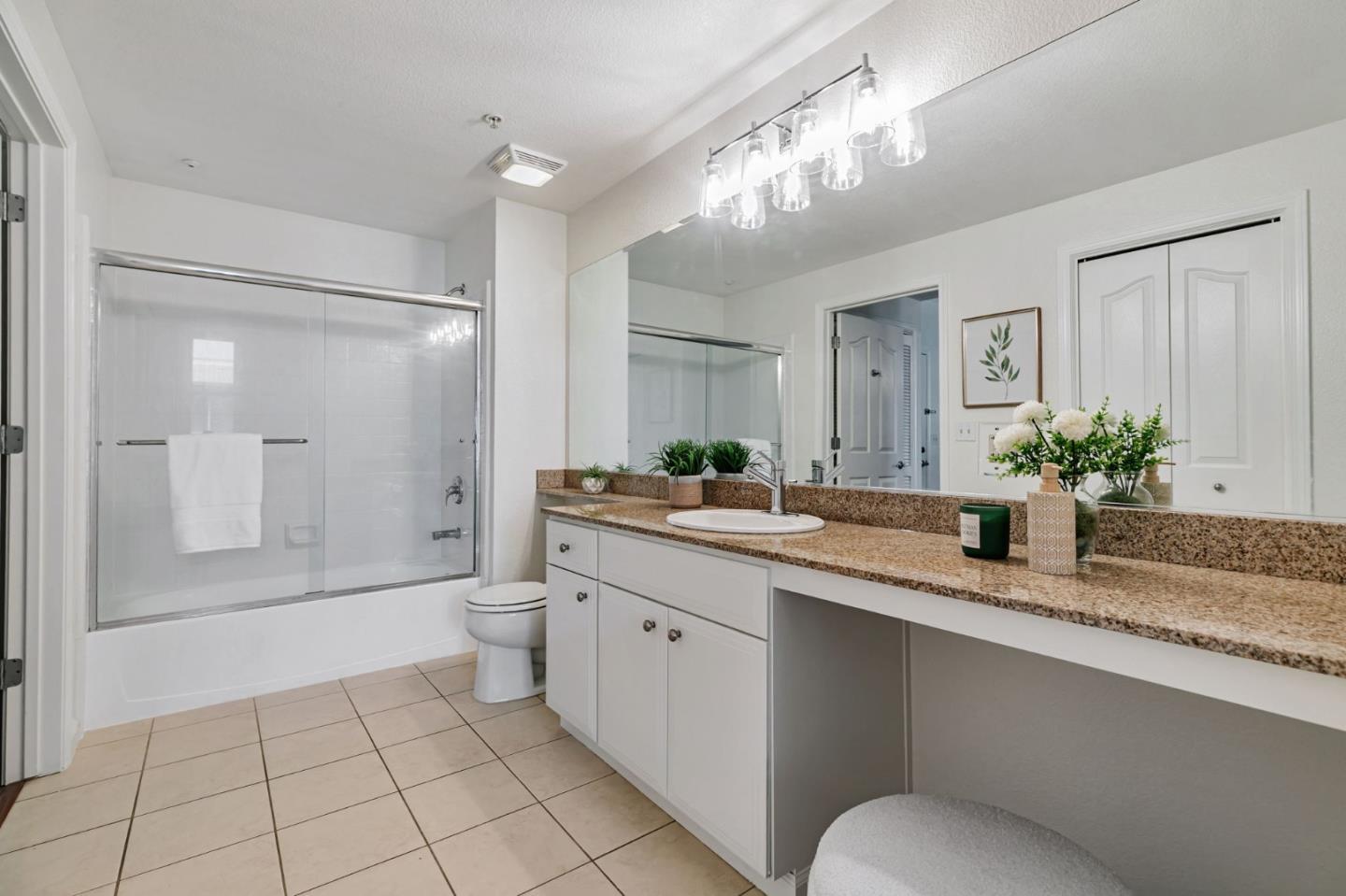 Detail Gallery Image 15 of 40 For 801 S Winchester Blvd #2401,  San Jose,  CA 95128 - 1 Beds | 1 Baths